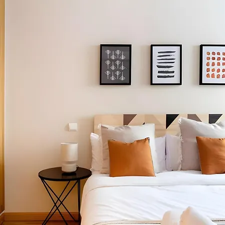 Honney Apartment